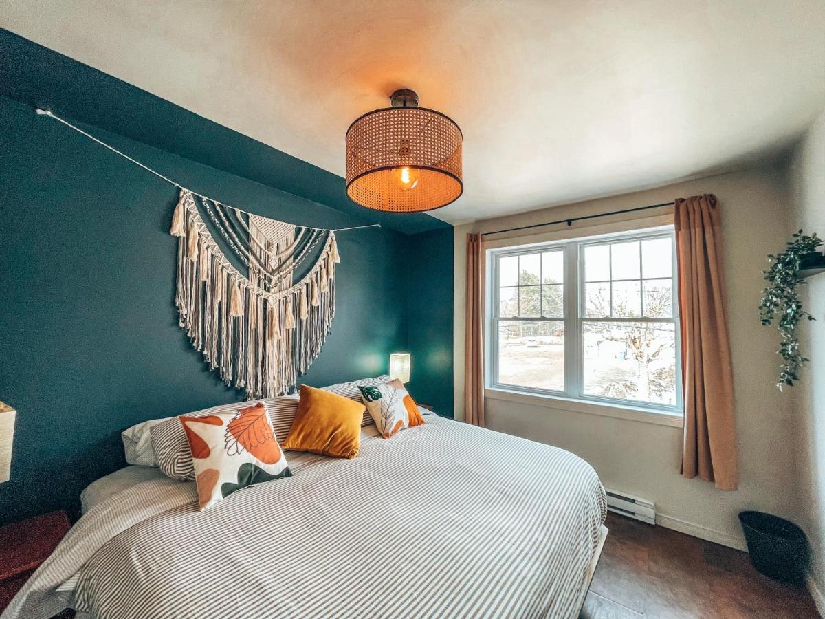 Auberge Mandala Saint-Mathieu-du-Parc Extérieur photo