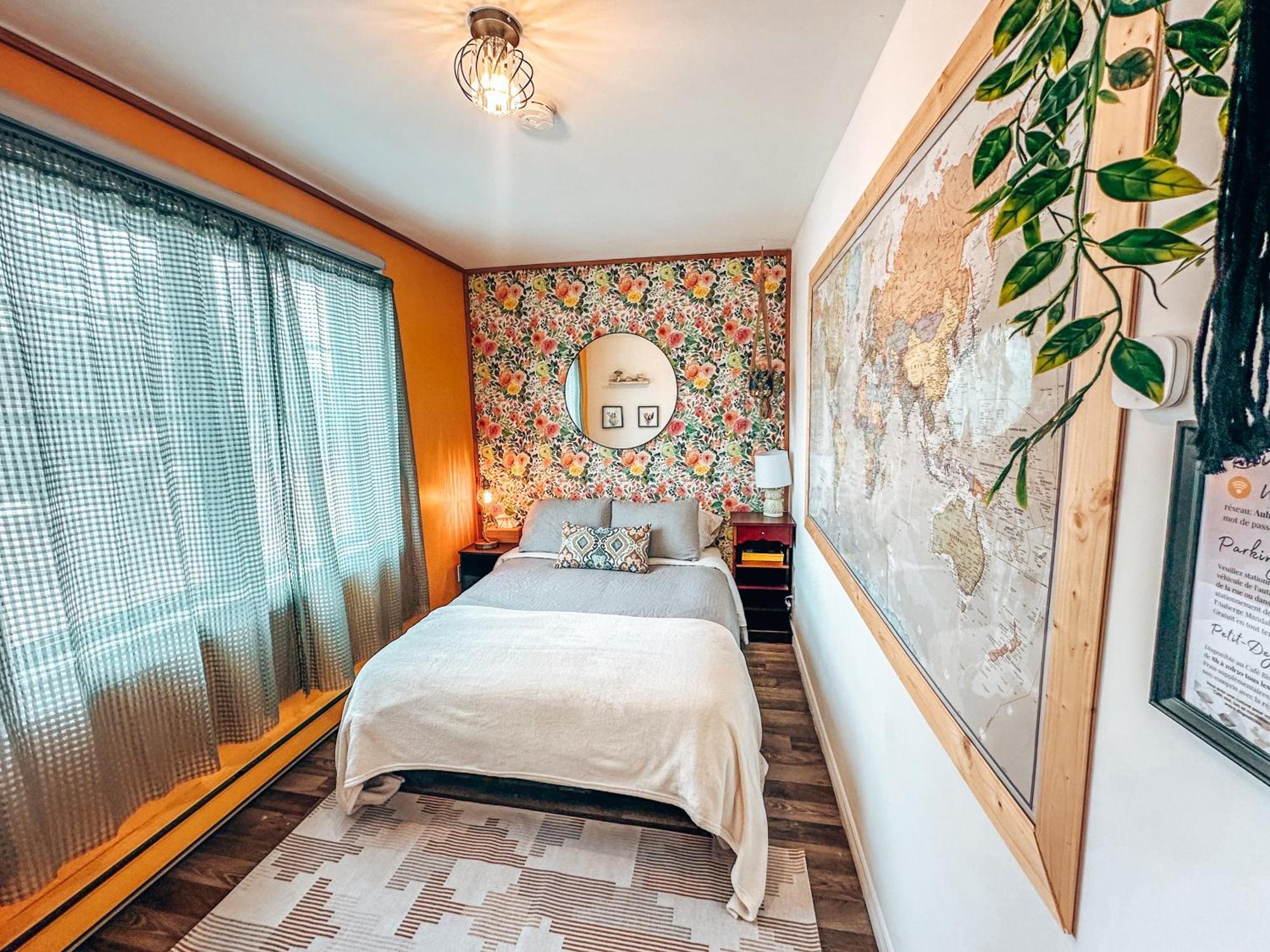 Auberge Mandala Saint-Mathieu-du-Parc Extérieur photo